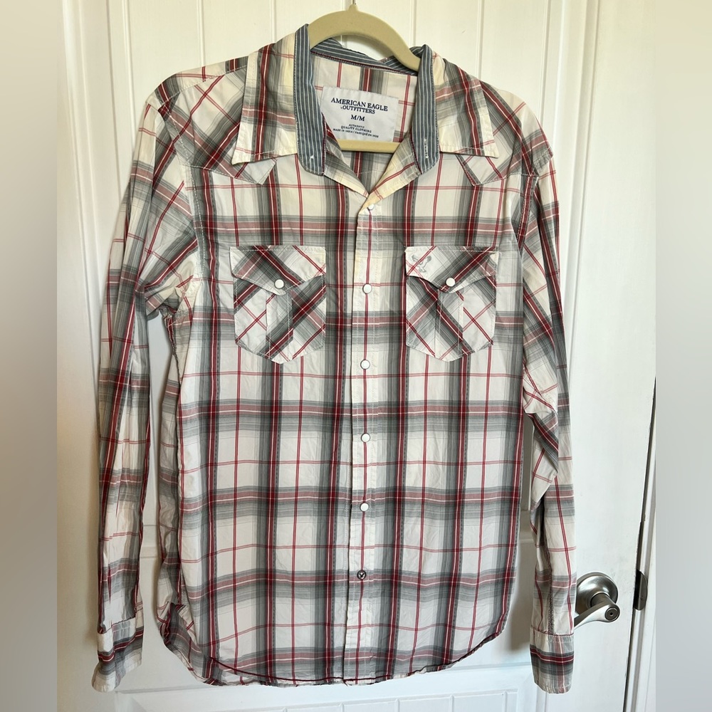 Men’s American Eagle Long Sleeve Button Up
